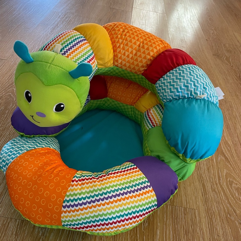Infantino tummy time caterpillar